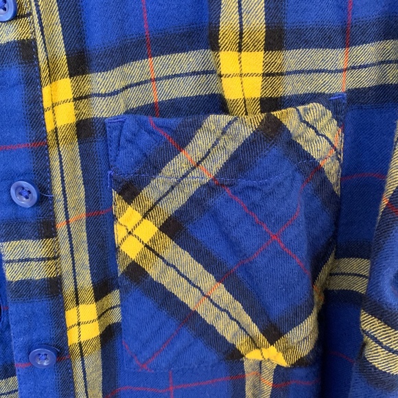 Soft, lightweight plaid flannel shirt - Picture 4 of 5